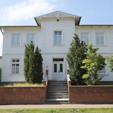 Strandnahe Fewo Mit 3 Schlafzimmern Und Balkon, Villa Vergissmeinnicht 02, Binz Exterior foto